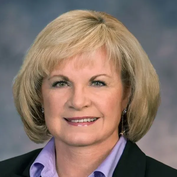 Rebecca Arnold